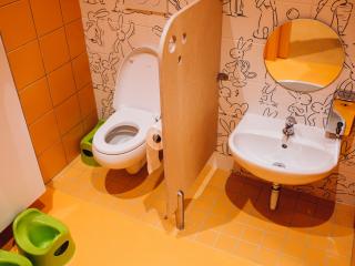 Dětské skupiny při MHMP - rekonstrukce vnitřních prostor v domě U Tří zvonků