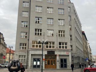 Administrativní budova nám. Franze Kafky, Praha 1